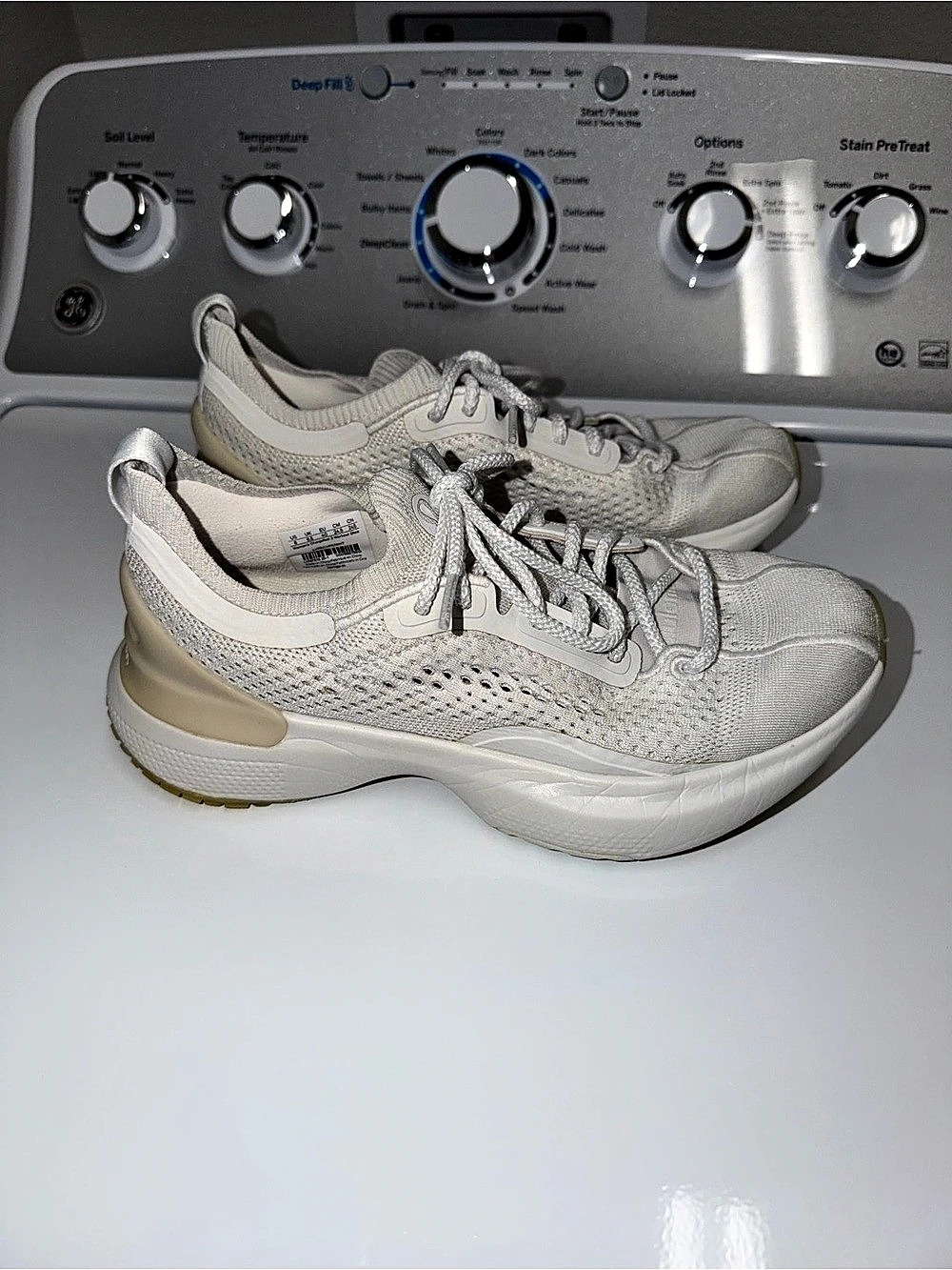Sz 8 Lululemon Strongfeel Training Shoe Women's White Sneakers